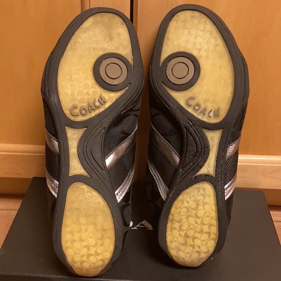 Coach signature Jamie black suede & silver sneakers. Size 8. - Picture 2 of 5